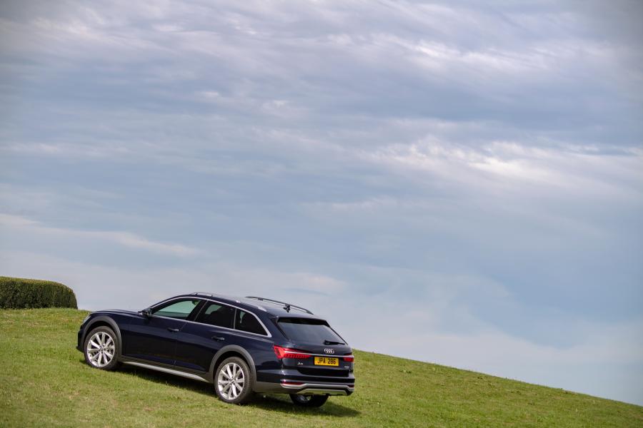  Audi A6 50 TDI Allroad Quattro 2019 года  (UK) (фото 5 из 40)